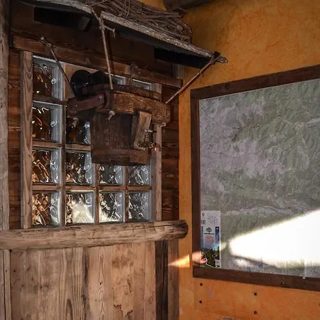 Отель La Pace Pradleves